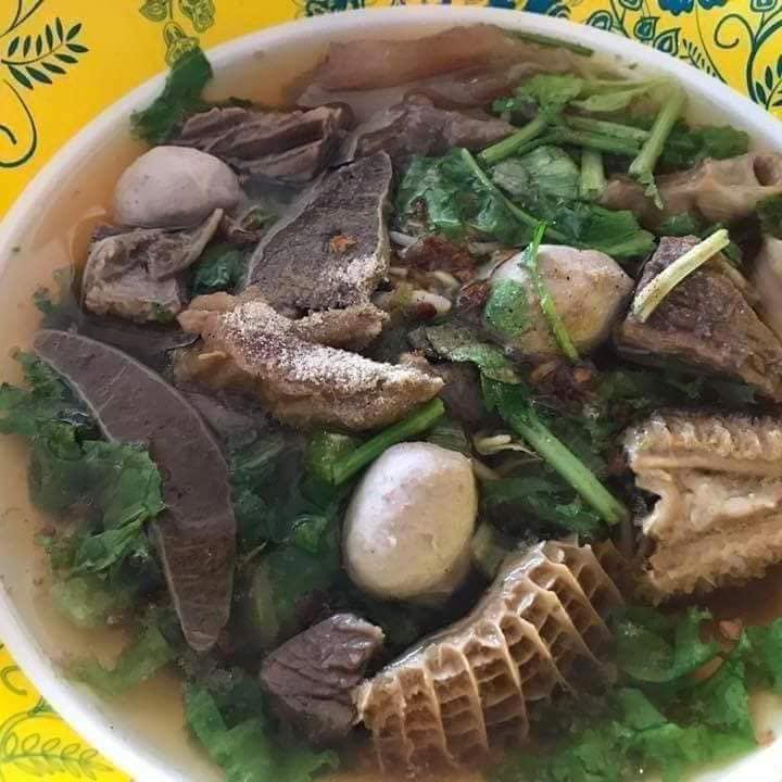 ร้านก๋วยเตี๋ยวเนื้อ