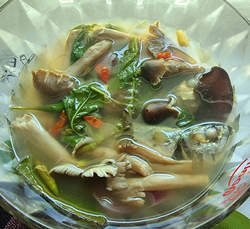 ปลาทูต้มส้มแขก