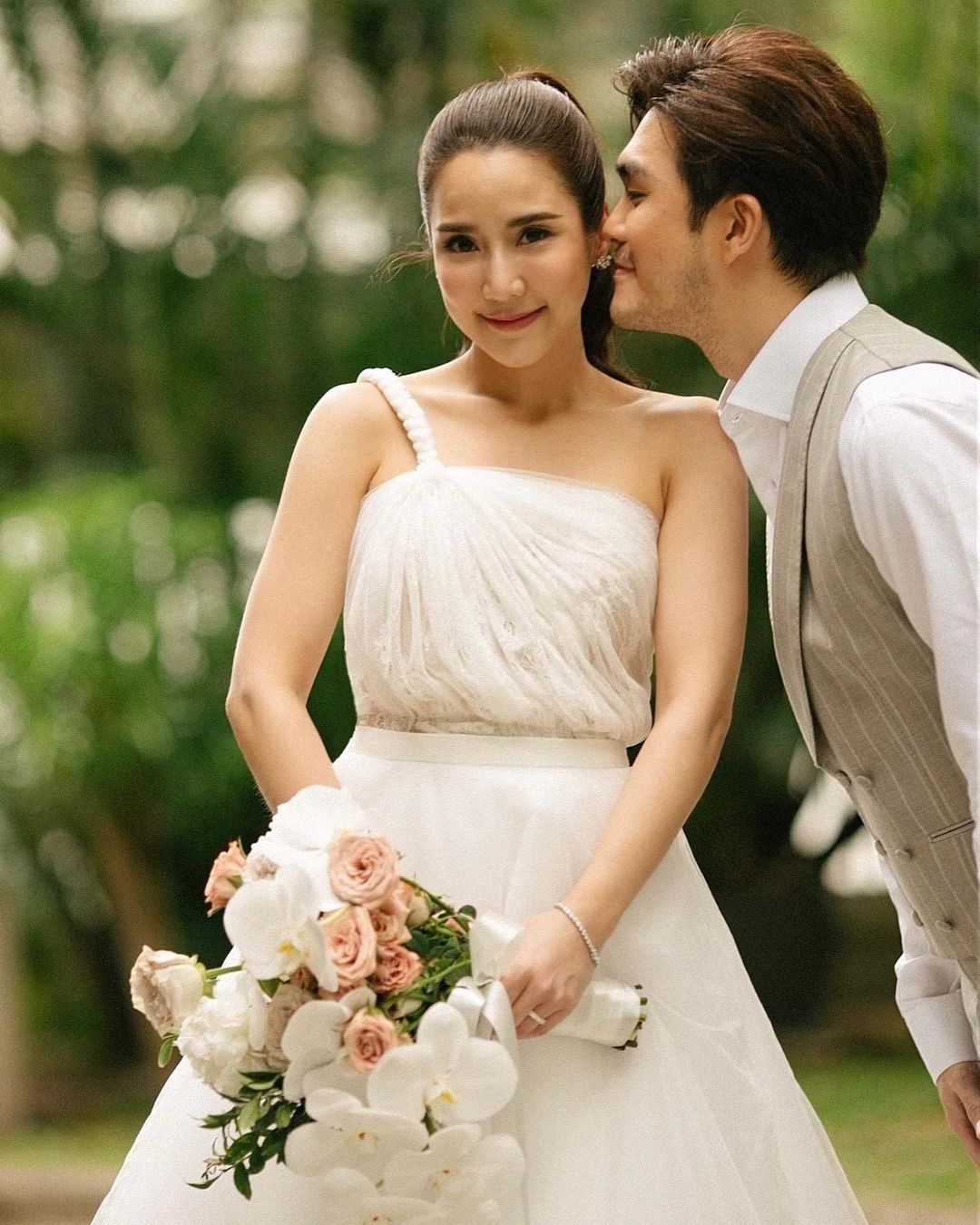 จั๊กจั่น อคัมย์สิริ