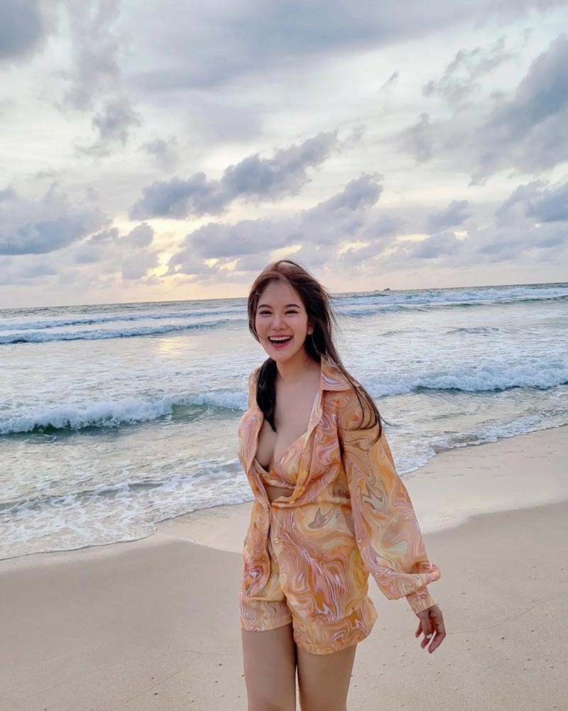 ก้อย รัชวิน