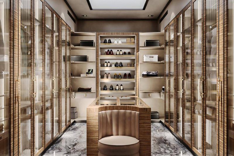 Walk in Closet