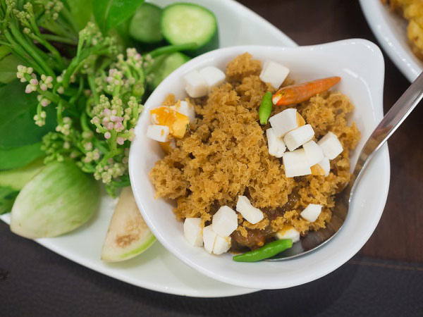 น้ำพริกแห้ง