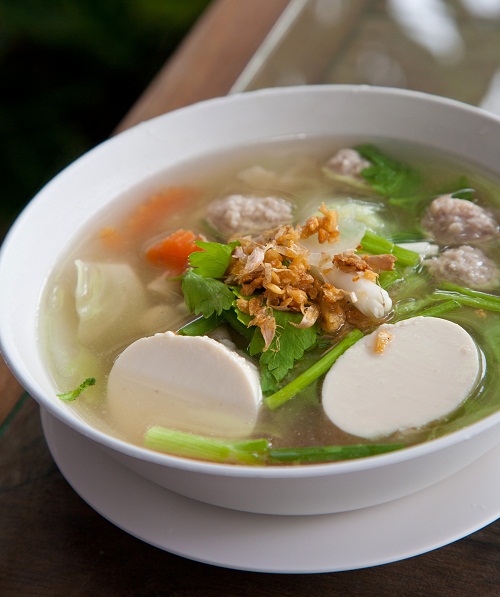แกงจืดเต้าหู้หมูสับ