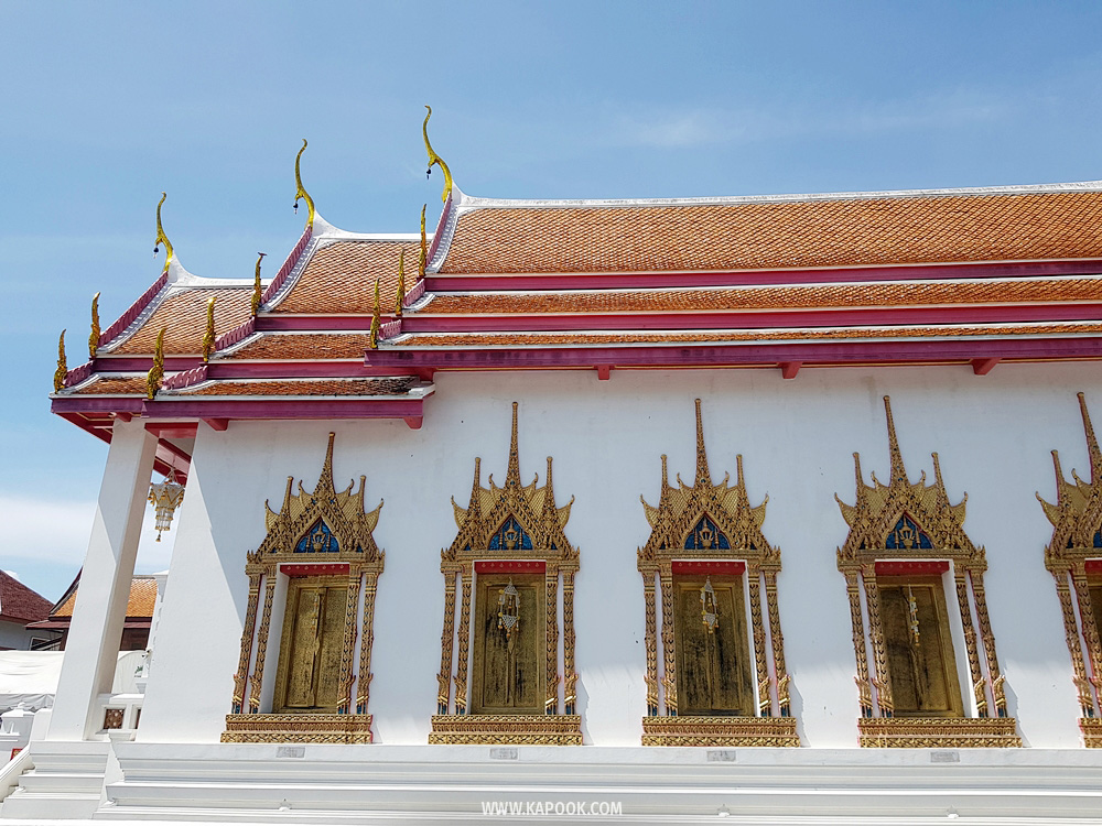 พระอุโบสถ วัดเสนาสนารามราชวรวิหาร