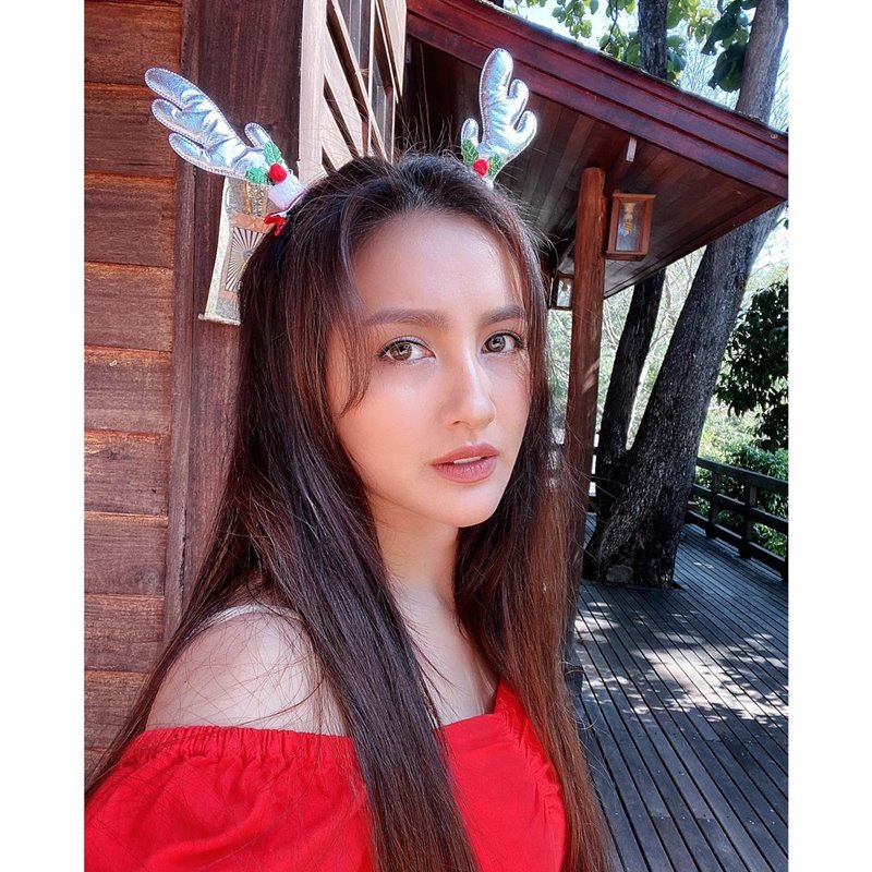 นก อุษณีย์