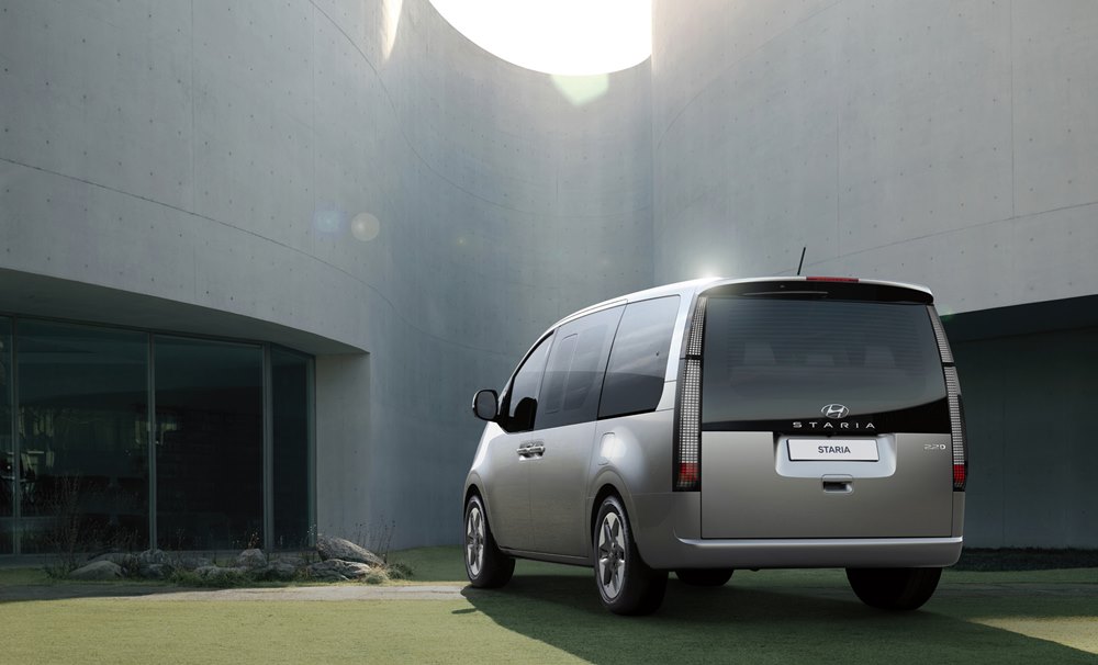 hyundai staria