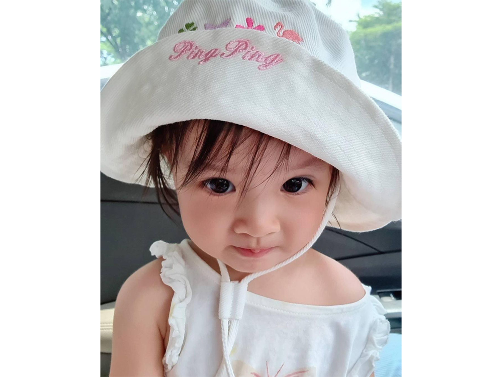 ลูกสาวต๊ะ บอยสเก๊าท์