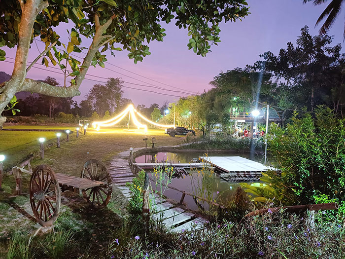 ลานกางเต็นท์อุทัยธานี