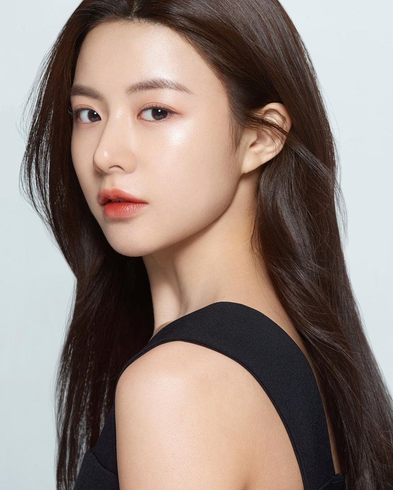 โกยุนจอง go yoon jung