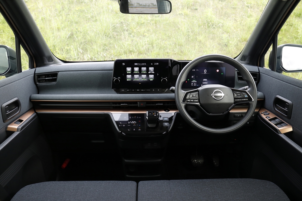 nissan sakura