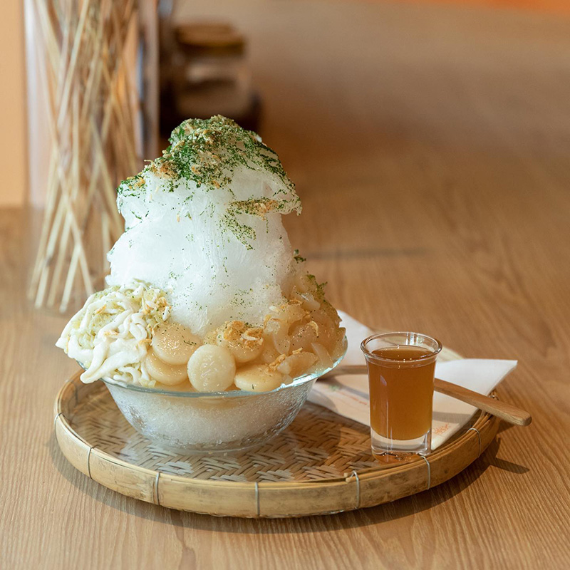 ร้านอาหารประตูผี