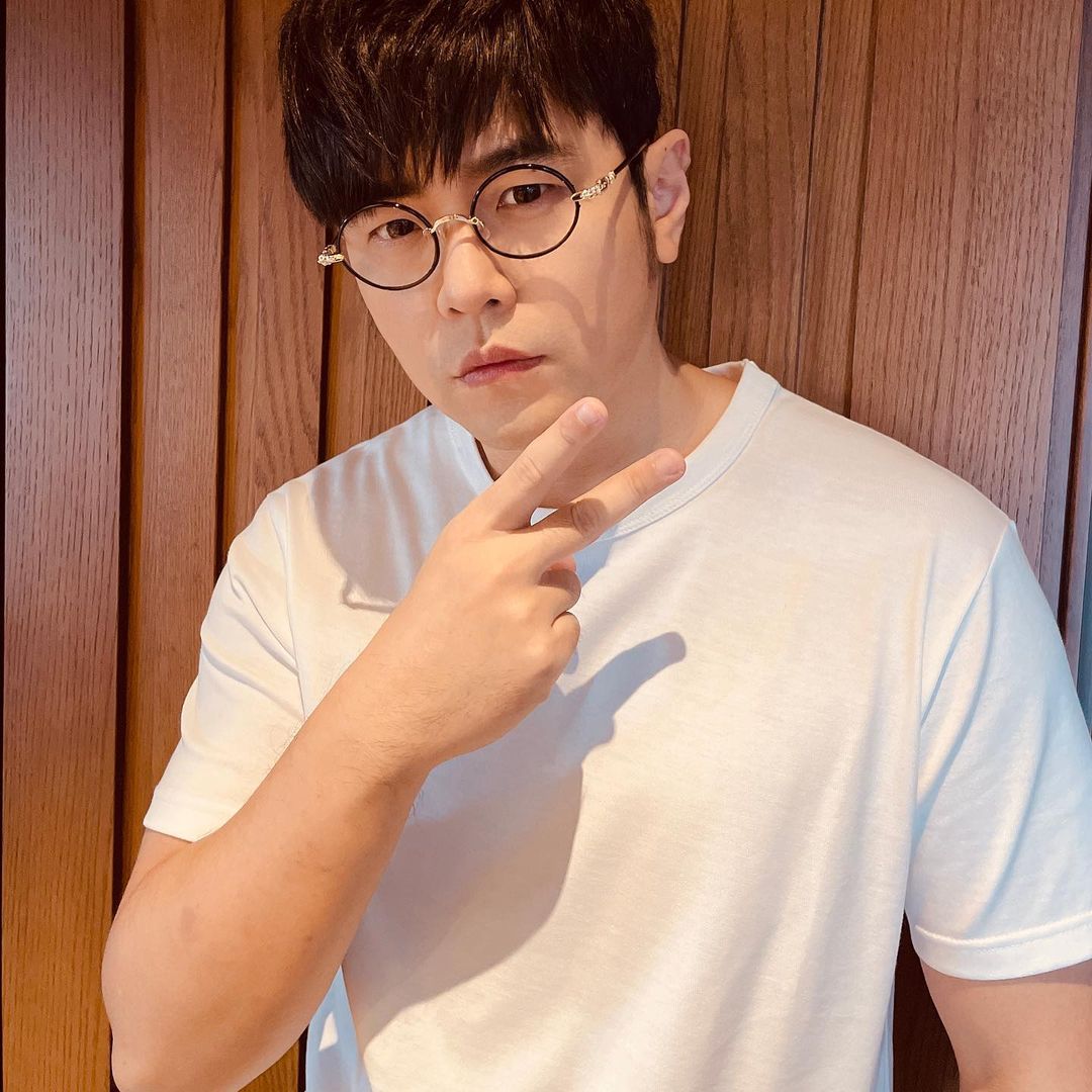 เจย์ โชว์
