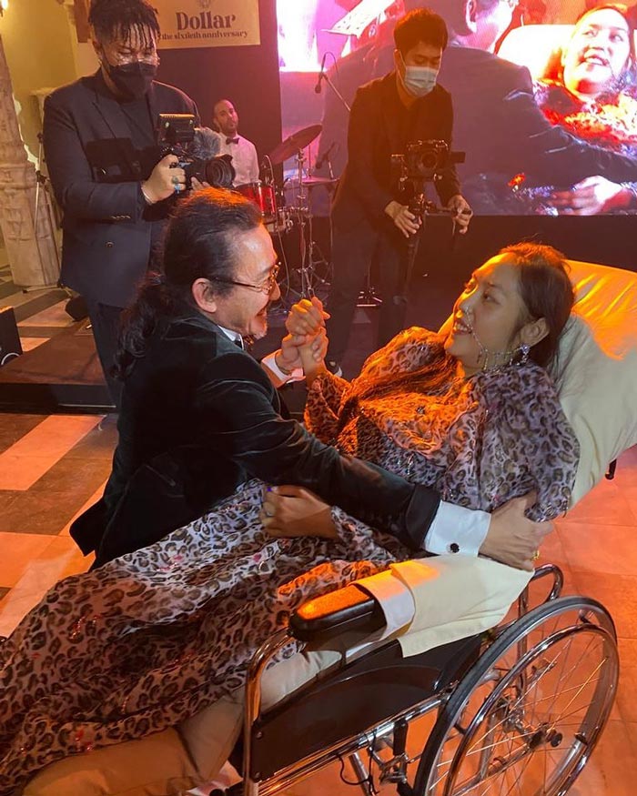 คุณหญิงแมงมุม นายพลดอลล่าร์