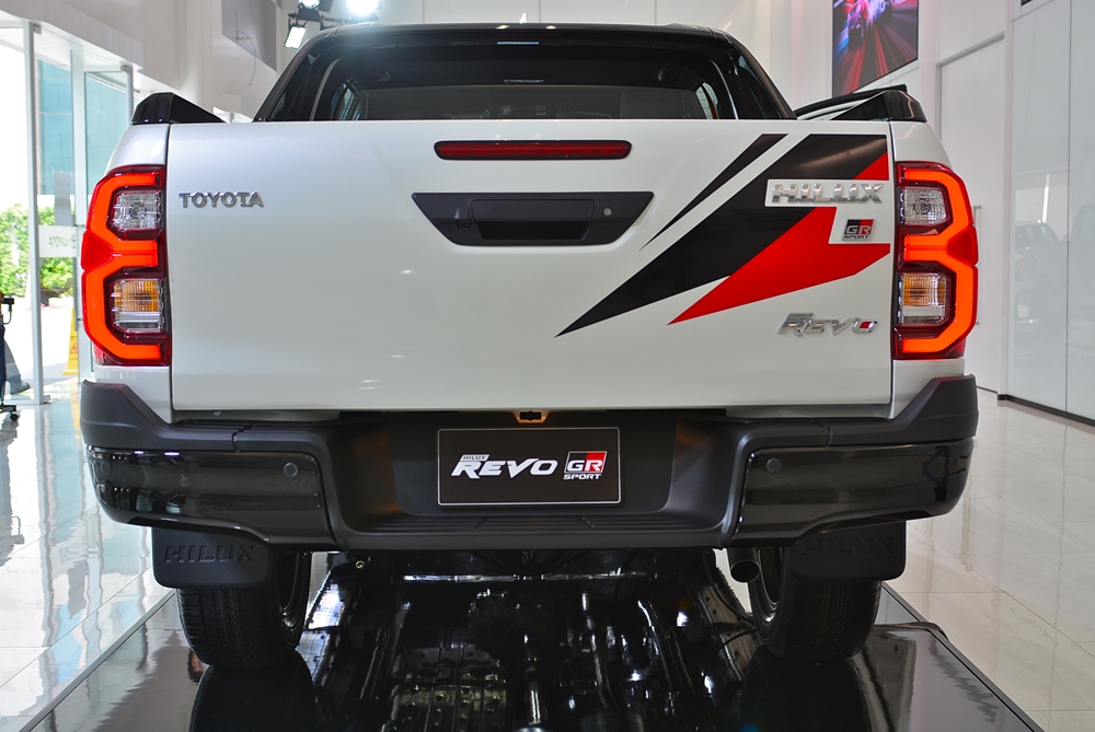 Toyota Hilux Revo GR SPORT 2021