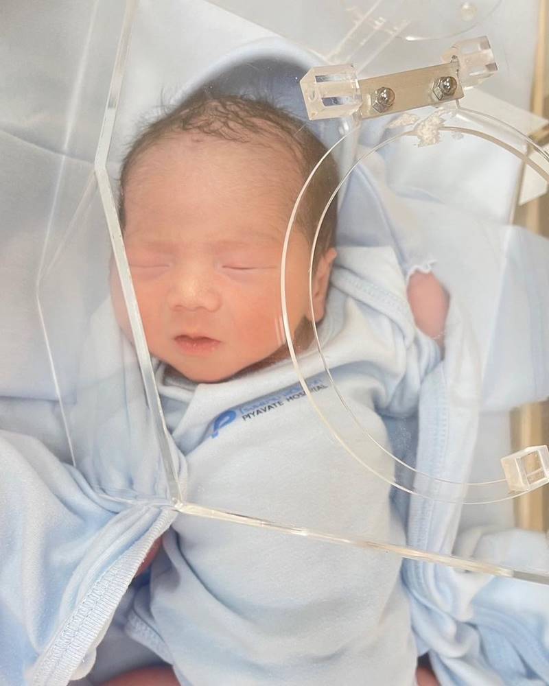 น้องอเล็กซ์ ลูกชายบุ๋ม ปนัดดา
