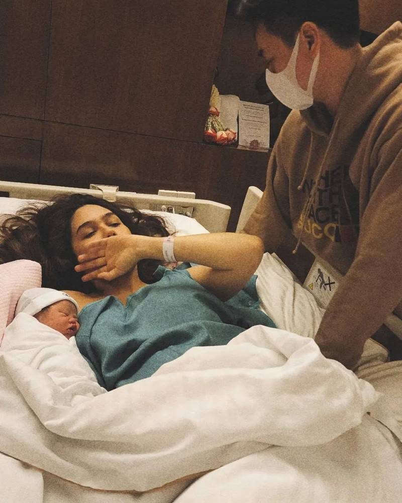 น้องแอบิเกล, ชมพู่ อารยา, ลูกสาว ชมพู่