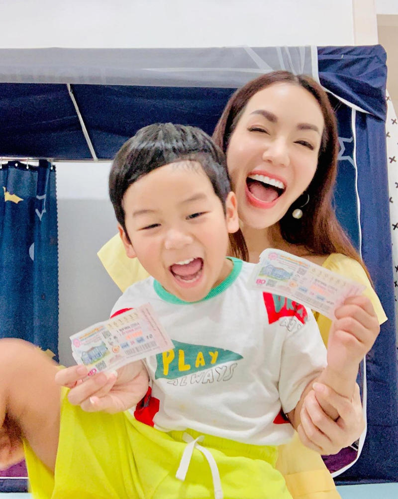 อ๋อม สกาวใจ