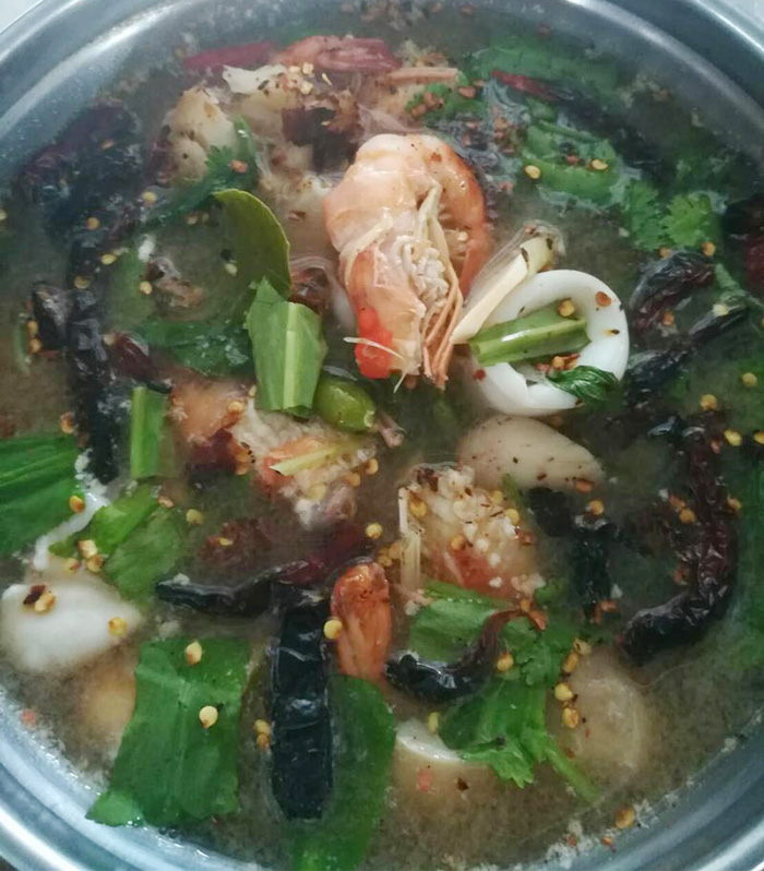 ร้านแกงป่า