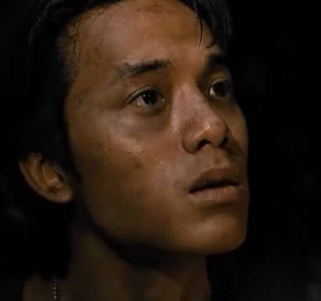 เจมส์ ธีรดนย์