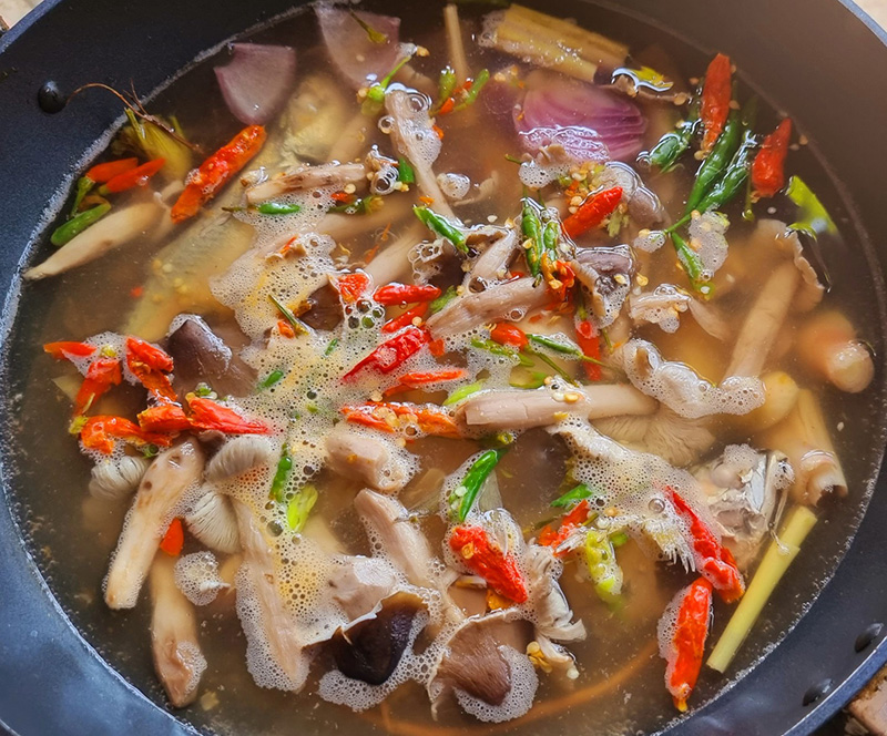 ปลาทูต้มส้มแขก