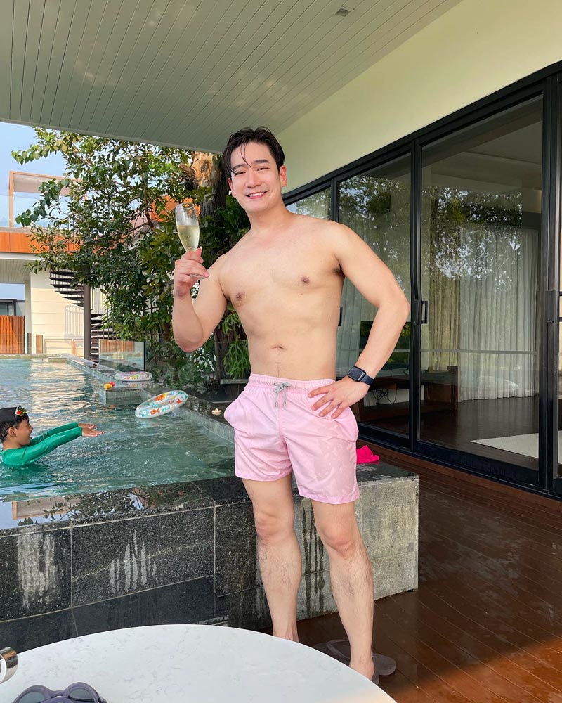 หมอโอ๊ค สมิทธิ์