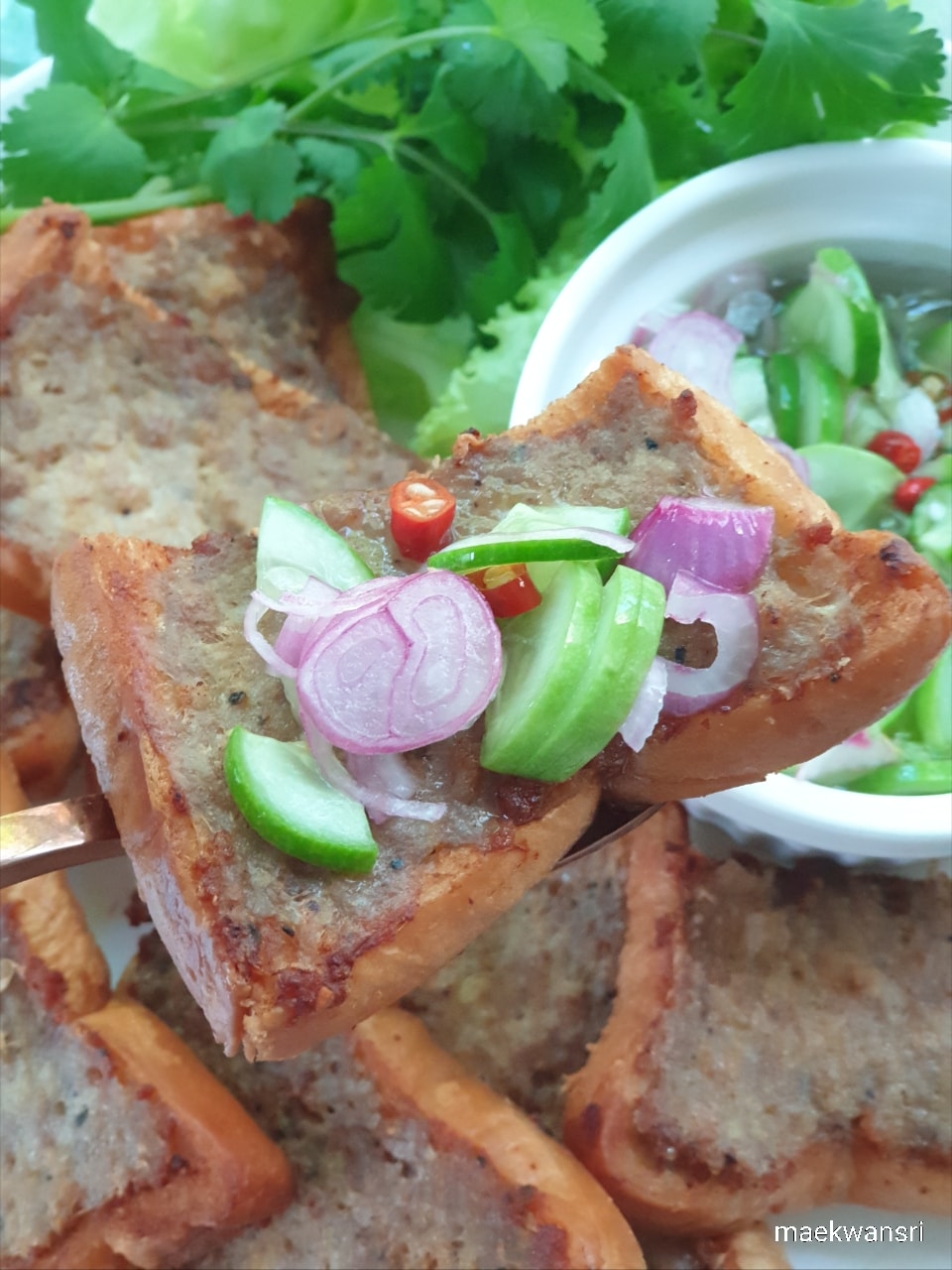 ขนมปังหน้าหมู