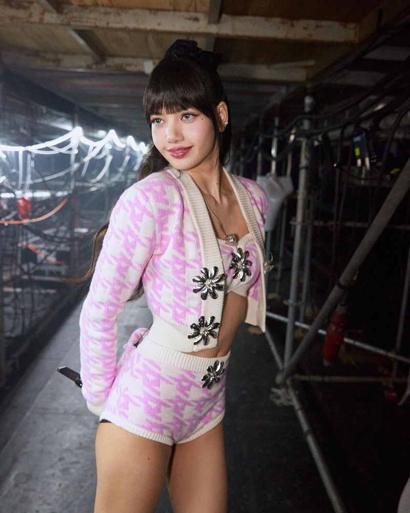 ลิซ่า BLACKPINK