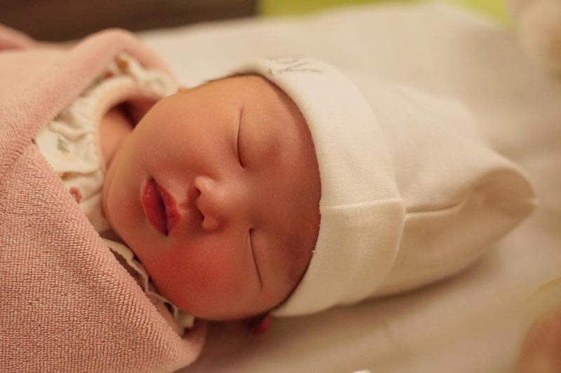 น้องพราว ลูกสาว กันต์ พลอย