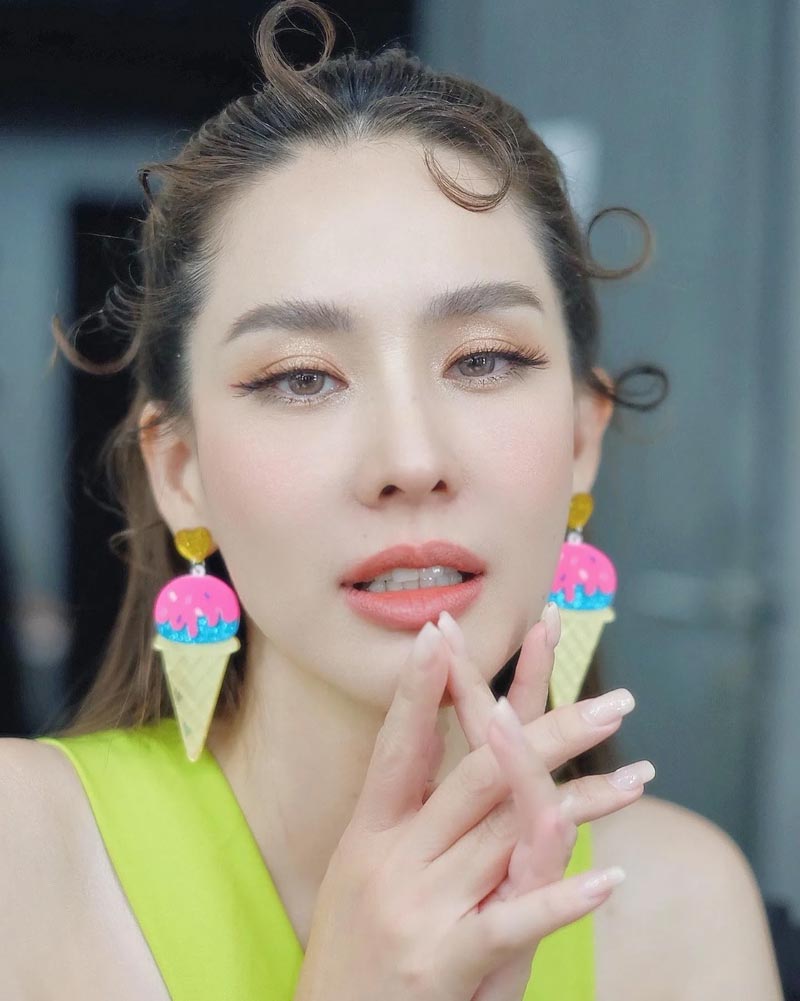 นุ้ย สุจิรา