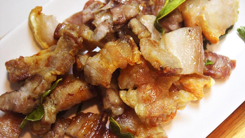 หมูกรอบ