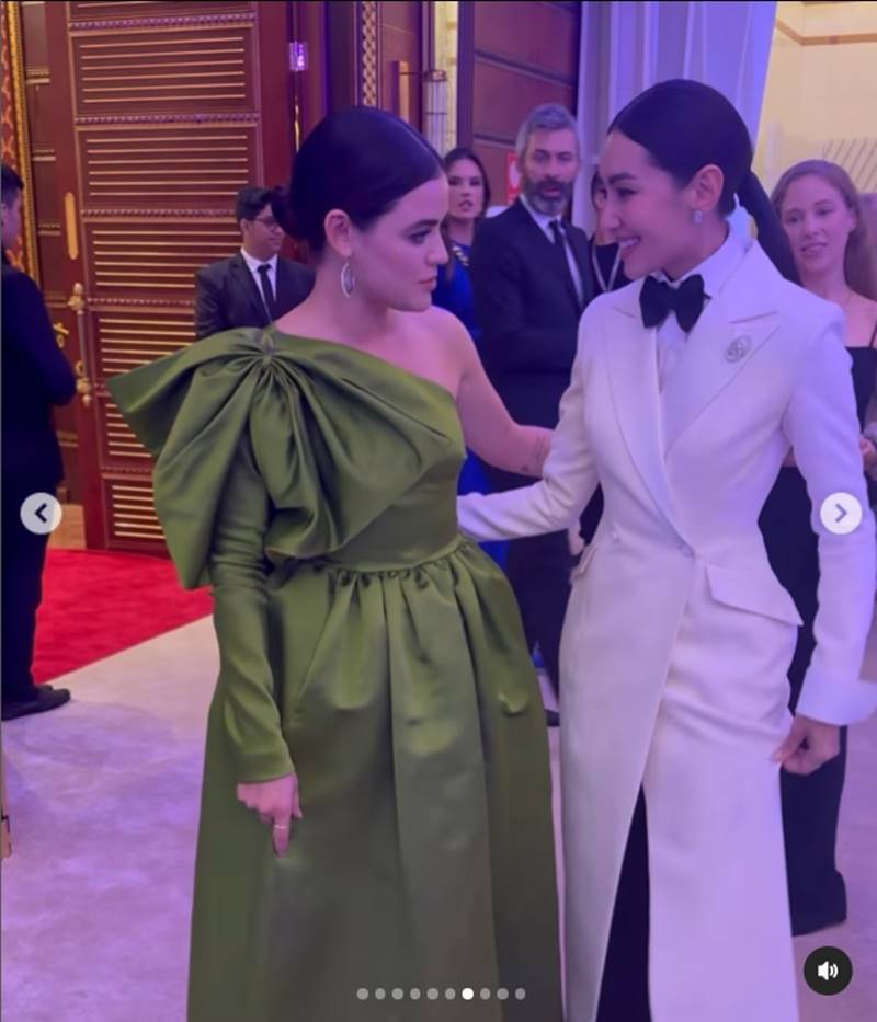 เบลล่า, ราณี, ลูซี่ เฮล