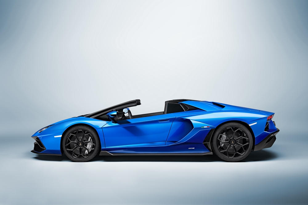 Lamborghini Aventador LP 780-4 Ultimae