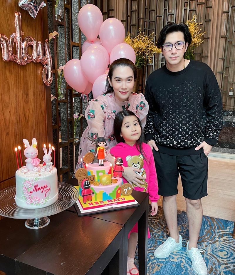 หนุ่ม เมย์