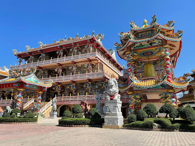 วิหารเทพสถิตพระกิติเฉลิม (ศาลเจ้าหน่าจาซาไท้จื้อ) จังหวัดชลบุรี