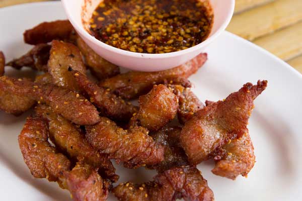 หมูแดดเดียวทอดนมสด