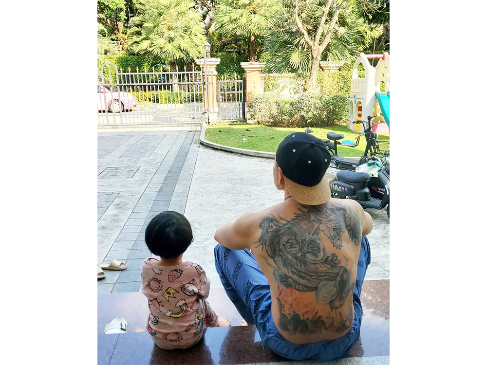 รอยสักดาราชาย